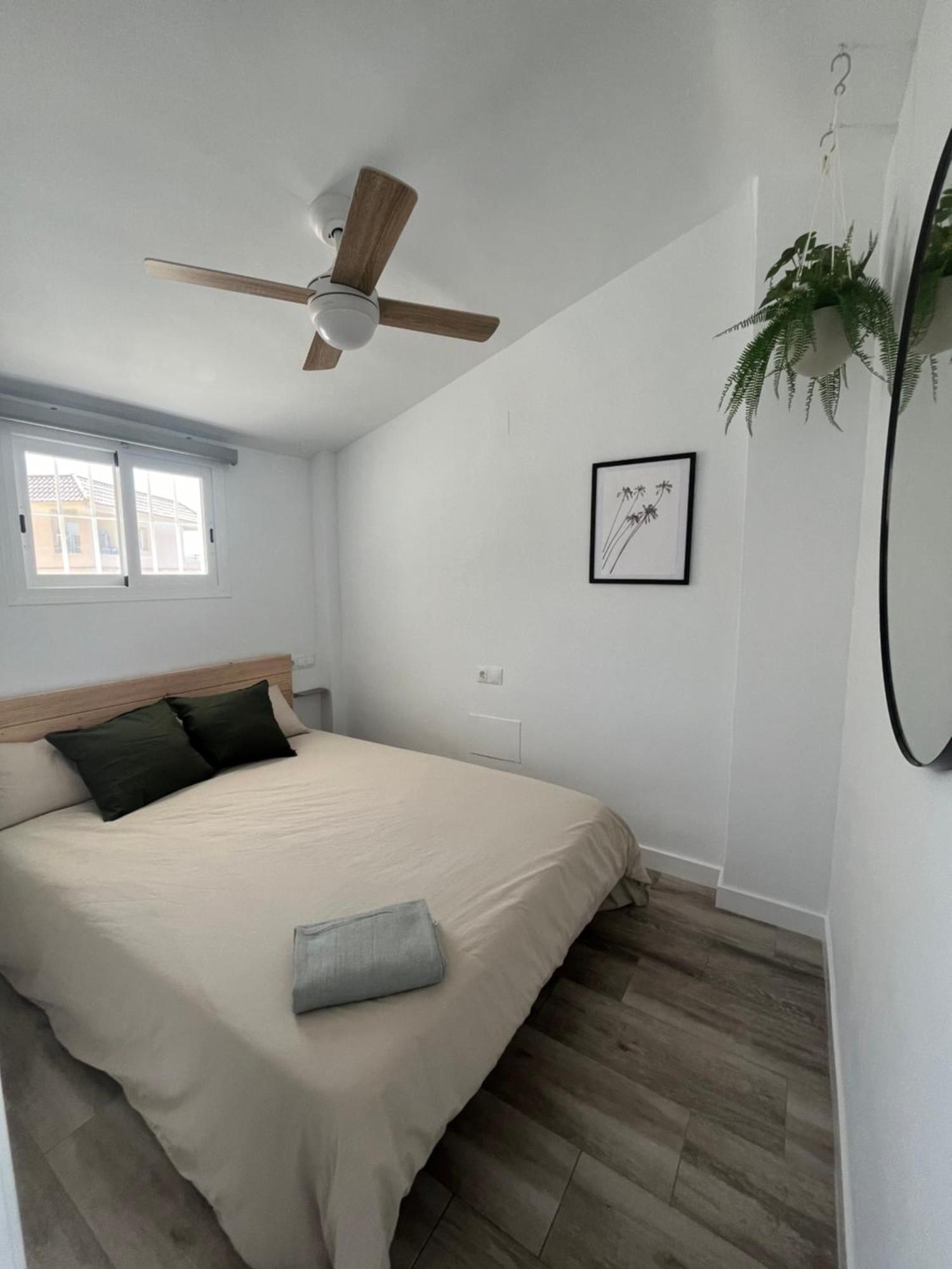 Benalhome - Tu Hogar Con Terraza Y Ducha Exterior ベナルマデナ エクステリア 写真